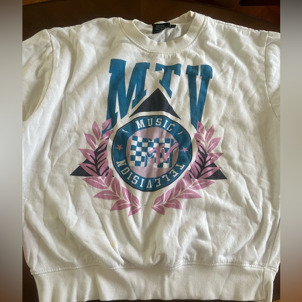 MTV shirt